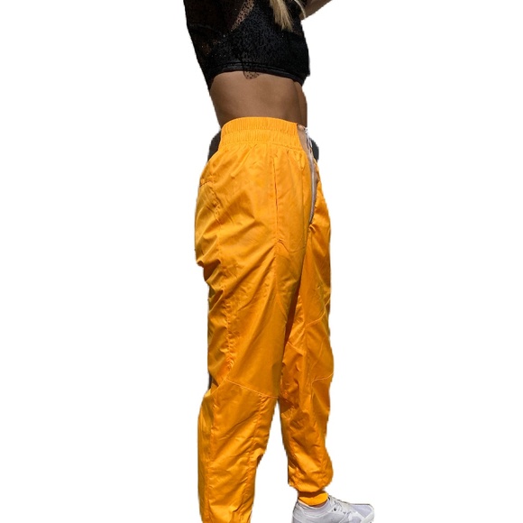 Nike Sportswear NSW Woven Loose Fit jogger pant orange S - Picture 4 of 16